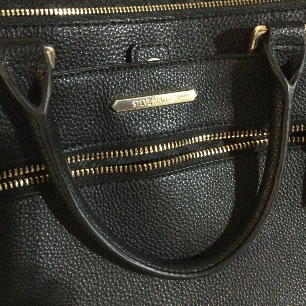 Steve Madden Black Leather Shoulder Bag